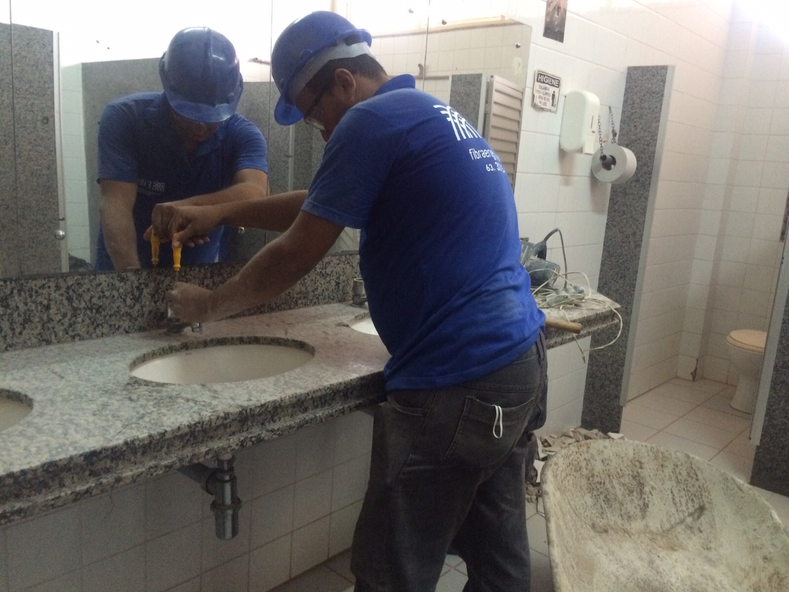 Reforma dos banheiros no Câmpus de Araguaína (Foto: divulgação)